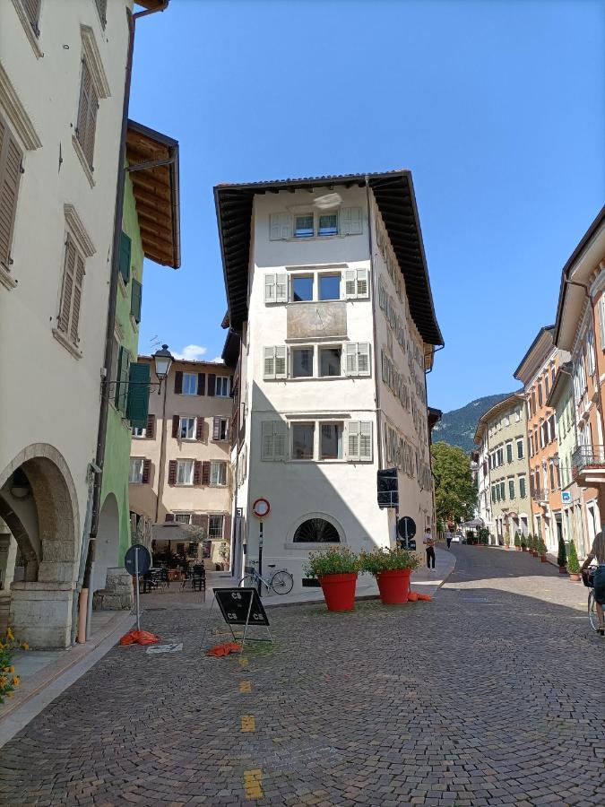 Le Meridiane City Rooms In Trento Exterior photo