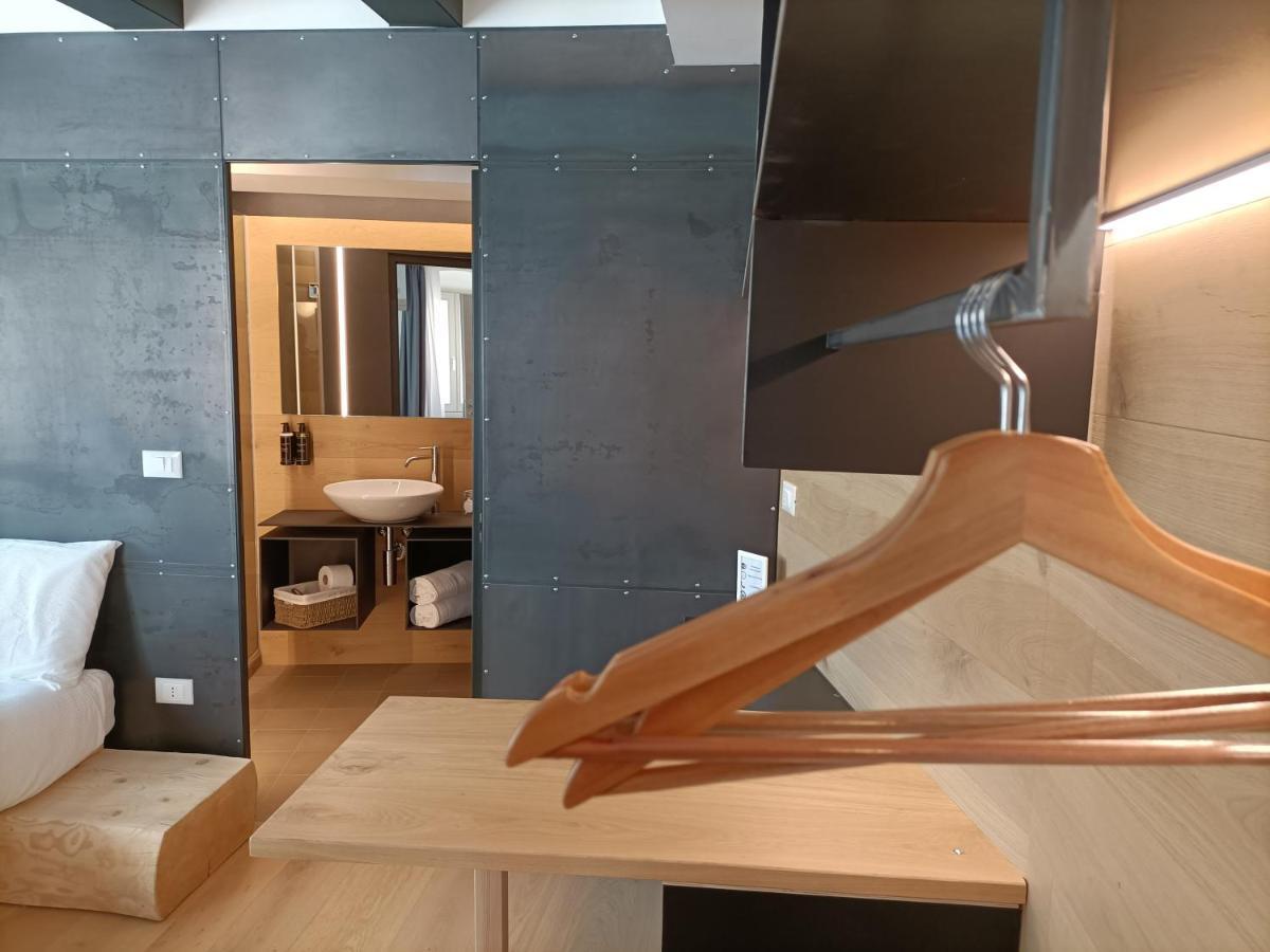 Le Meridiane City Rooms In Trento Exterior photo