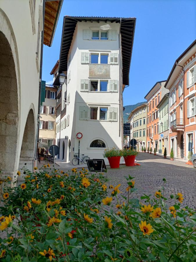 Le Meridiane City Rooms In Trento Exterior photo