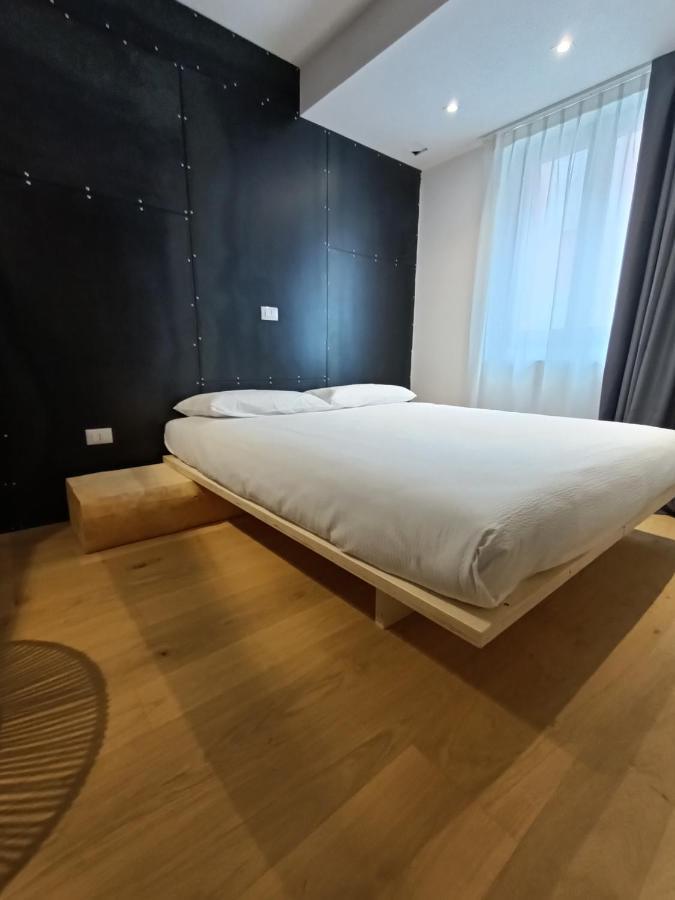 Le Meridiane City Rooms In Trento Exterior photo