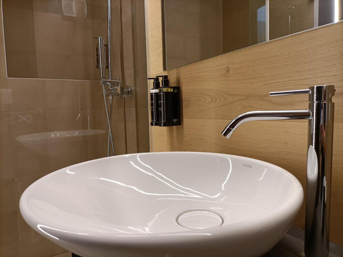 Le Meridiane City Rooms In Trento Exterior photo