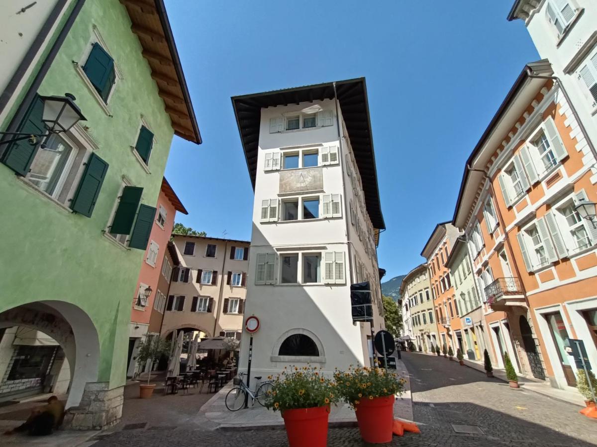 Le Meridiane City Rooms In Trento Exterior photo